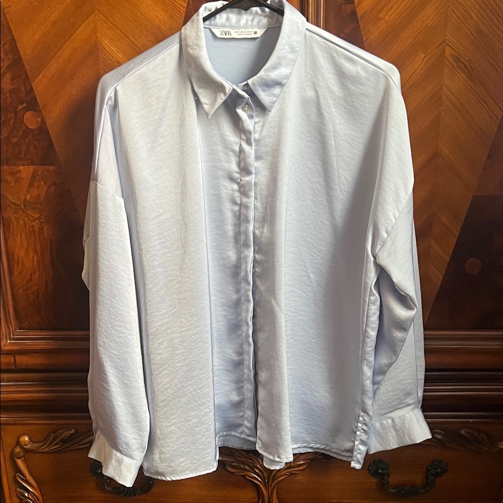 Zara Womans Casual Light Blue Button Down Shirt